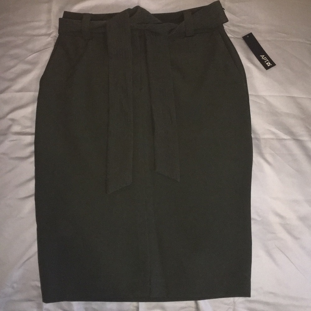 Apt 9 Green Pencil Skirt